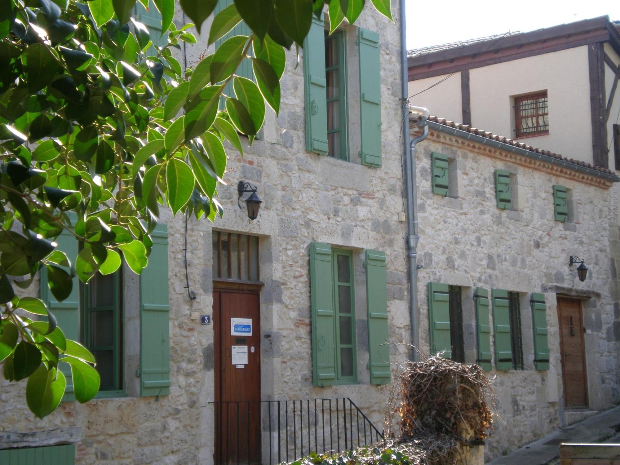 Chambre D'Hotes La Tour De Brazalem Nerac Bagian luar foto